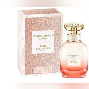 Coach Dreams Sunset with Glittering Pink Design